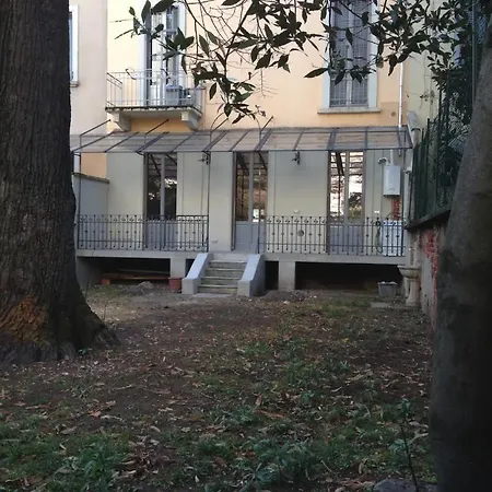 Апартаменты Vallazze Charme With Garden *