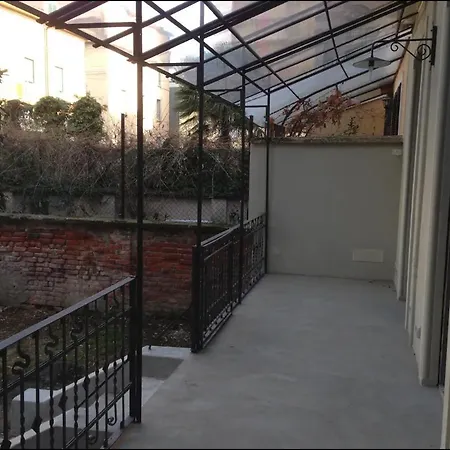 Vallazze Charme With Garden Апартаменты *